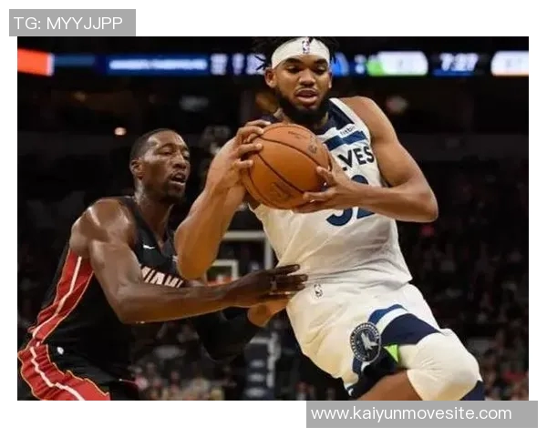 克尼佩尔半场表现惊艳6中4三分球3记轻松拿下11分2篮板1助攻 克尼佩尔半场表现惊艳6中4三分球3记轻松拿下11分2篮板1助攻